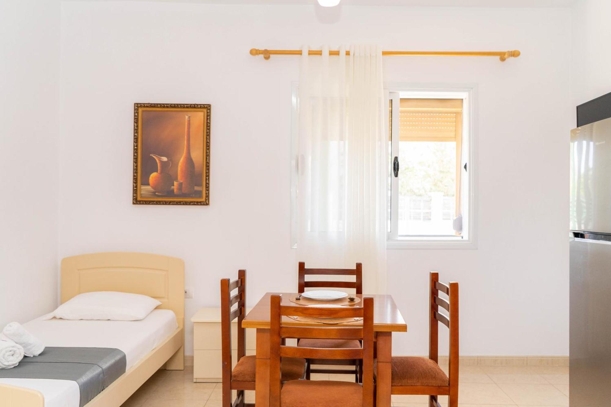 Vila Anxhelo Vlorë Exteriör bild