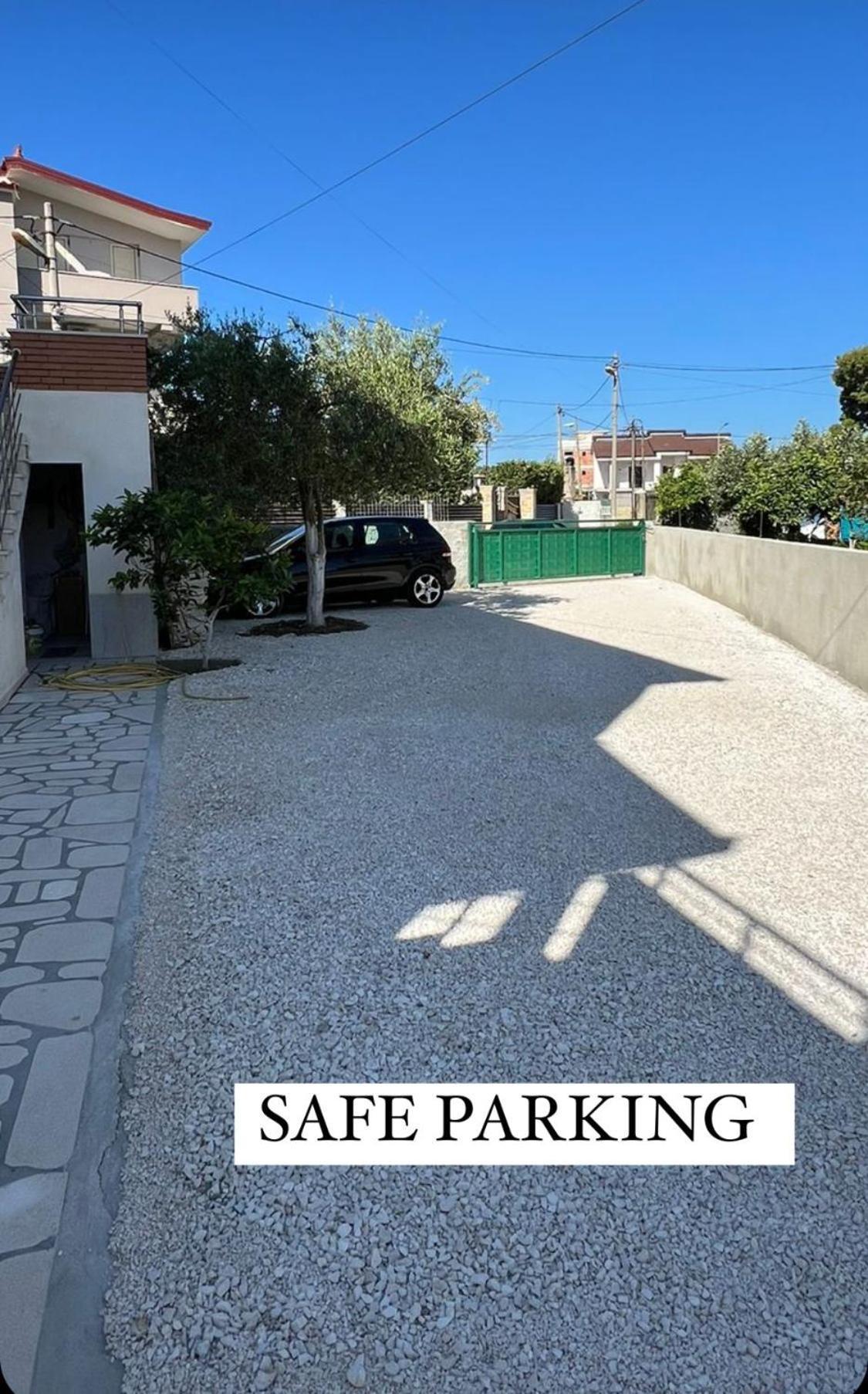 Vila Anxhelo Vlorë Exteriör bild